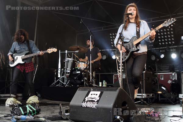 ANGEL OLSEN - 2014-08-14 - SAINT MALO - Fort de St Pere - Scene des Remparts - 